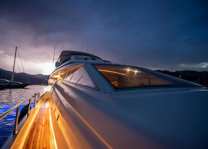 Ξενοδοχείο Odin Luxury Motor Yacht *
