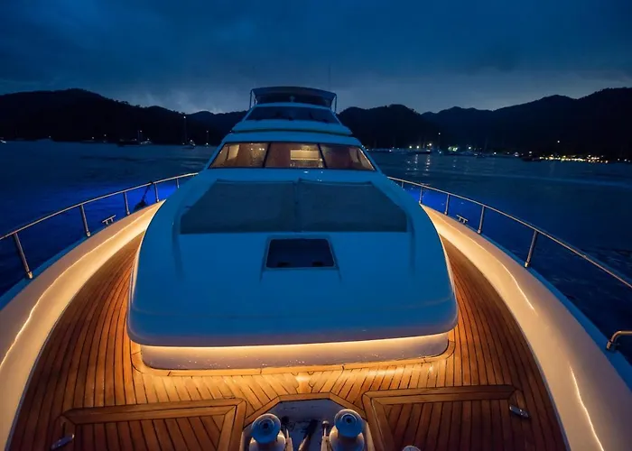 Ξενοδοχείο Odin Luxury Motor Yacht *