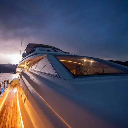 Hotel Odin Luxury Motor Yacht *