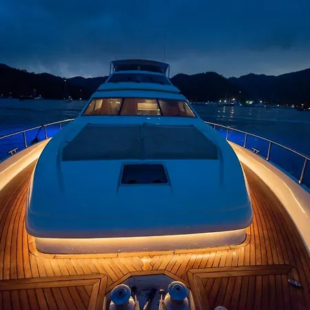 Hotel Odin Luxury Motor Yacht *