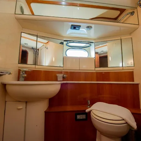 Odin Luxury Motor Yacht *