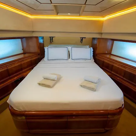 Odin Luxury Motor Yacht Szálloda Dalaman